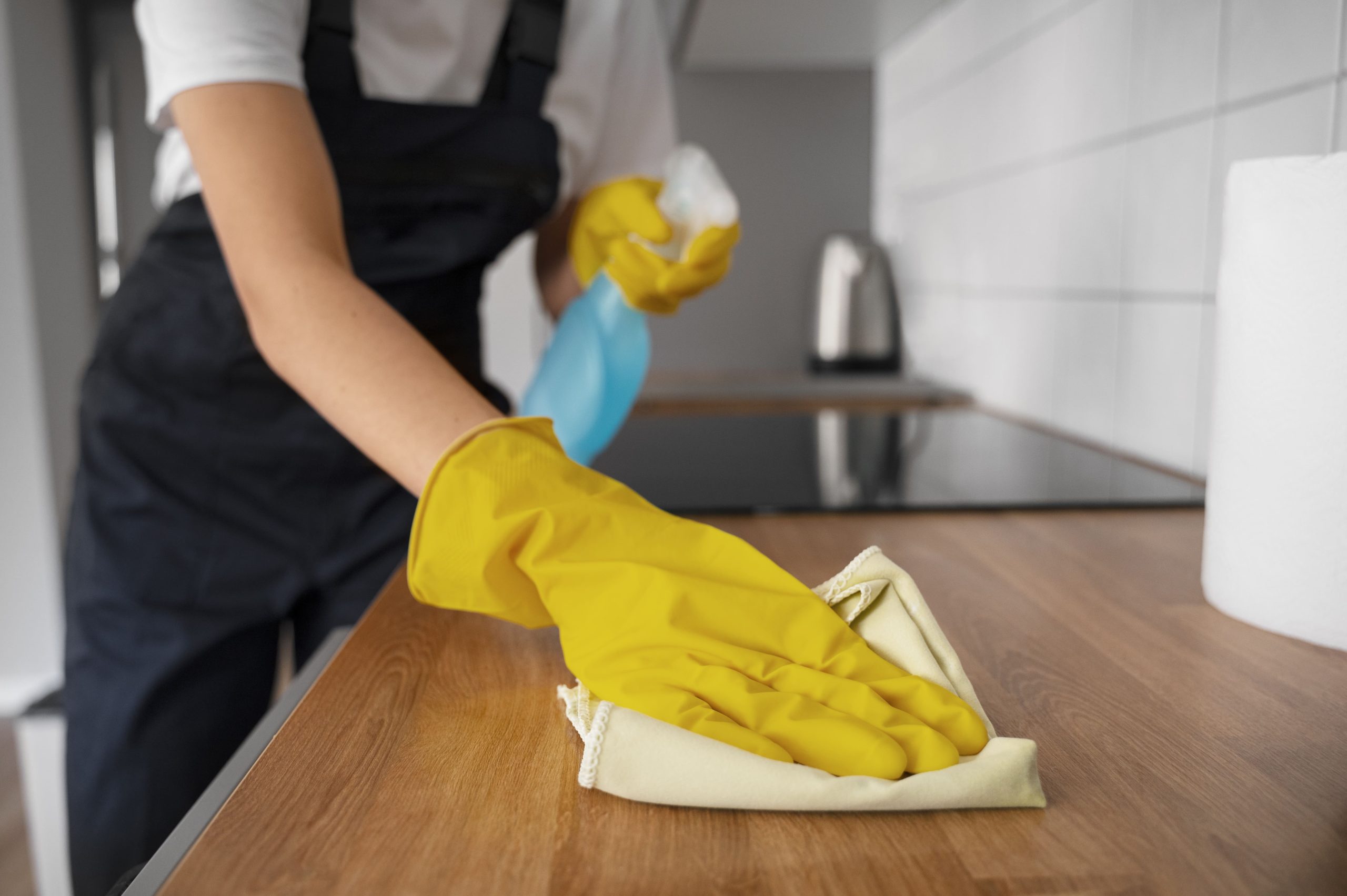 How to Help Your Cleaner Achieve the Best Results – Tips for a Spotless Space